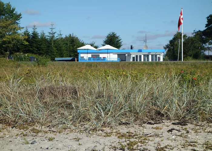 Strandhaus Direkt Am بيت للعطل هادرسليف